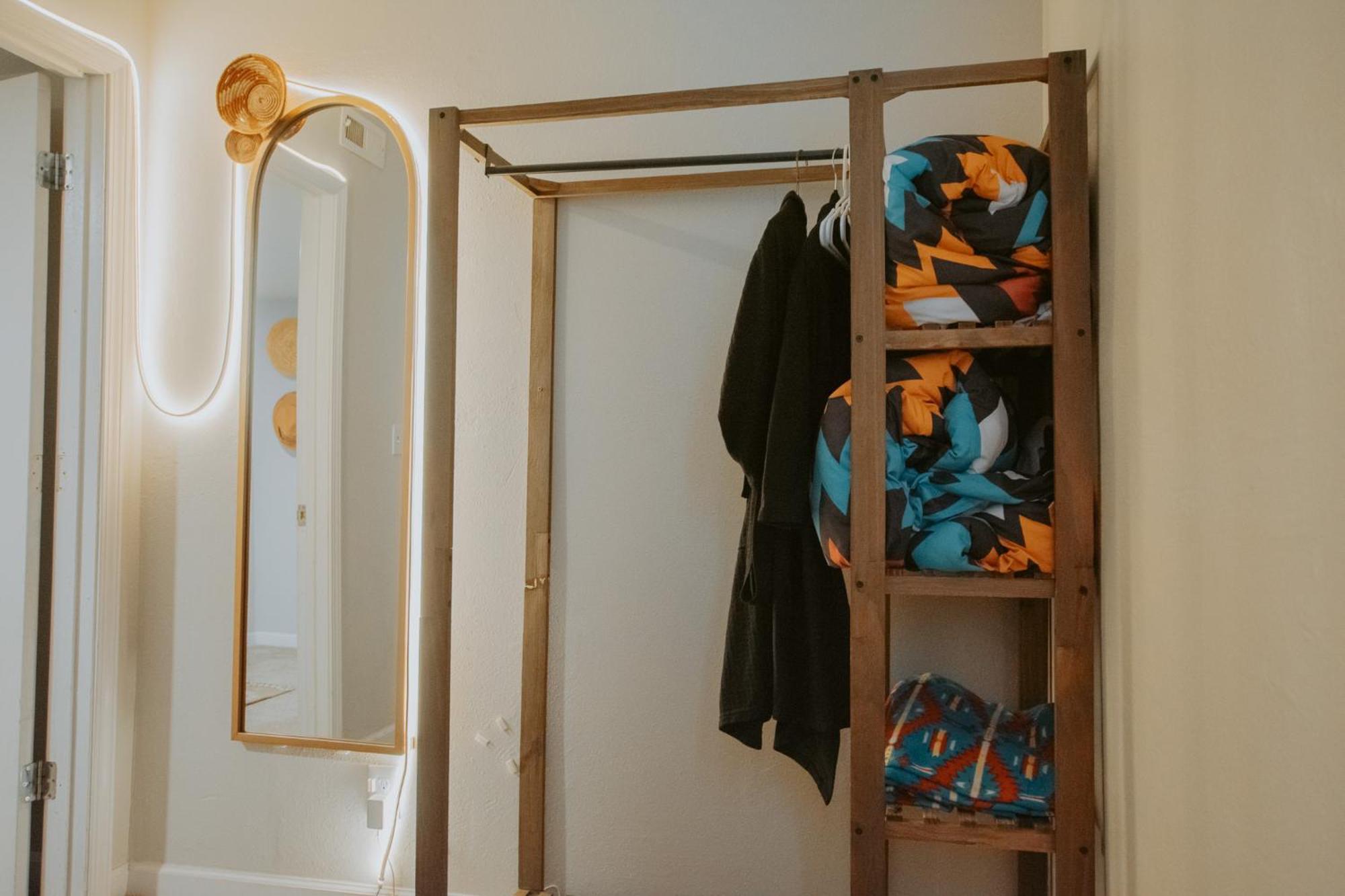 Cowboy Den-Hot Tub-Game Room-Pet Friendly-No Pet Fees! Albuquerque Exterior photo