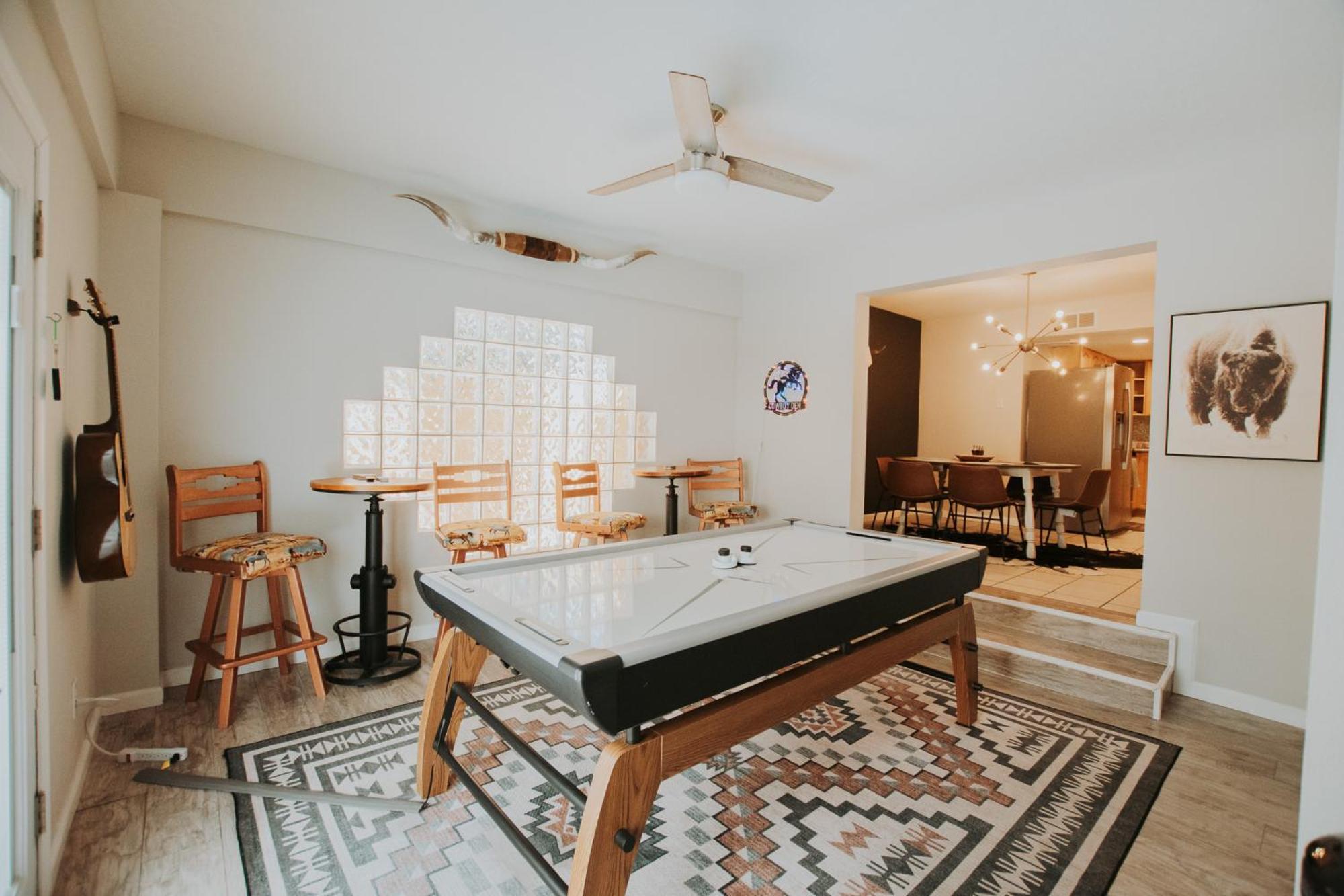 Cowboy Den-Hot Tub-Game Room-Pet Friendly-No Pet Fees! Albuquerque Exterior photo