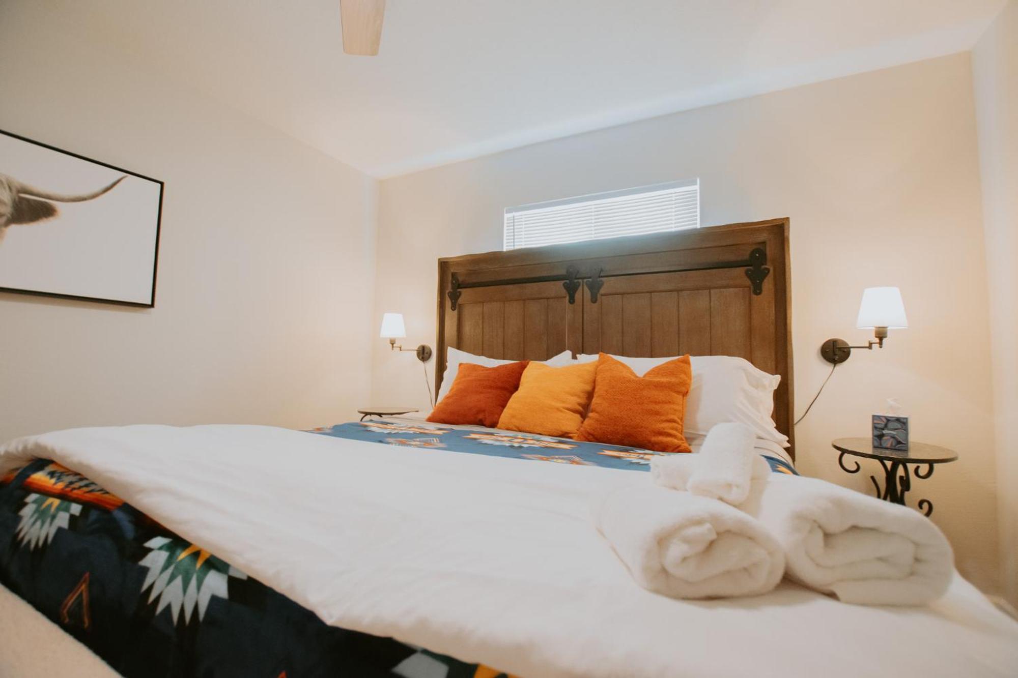 Cowboy Den-Hot Tub-Game Room-Pet Friendly-No Pet Fees! Albuquerque Exterior photo